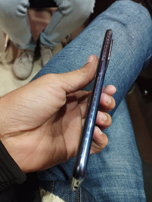 OPPO F19 6/128 GB CONDITION 9/10 1