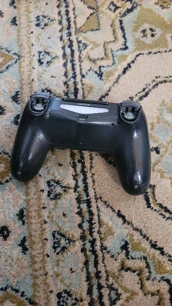 PS4 Controller 1