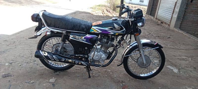 honda 125 All panjab num 1