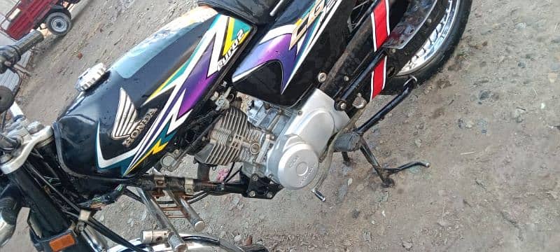 honda 125 All panjab num 7