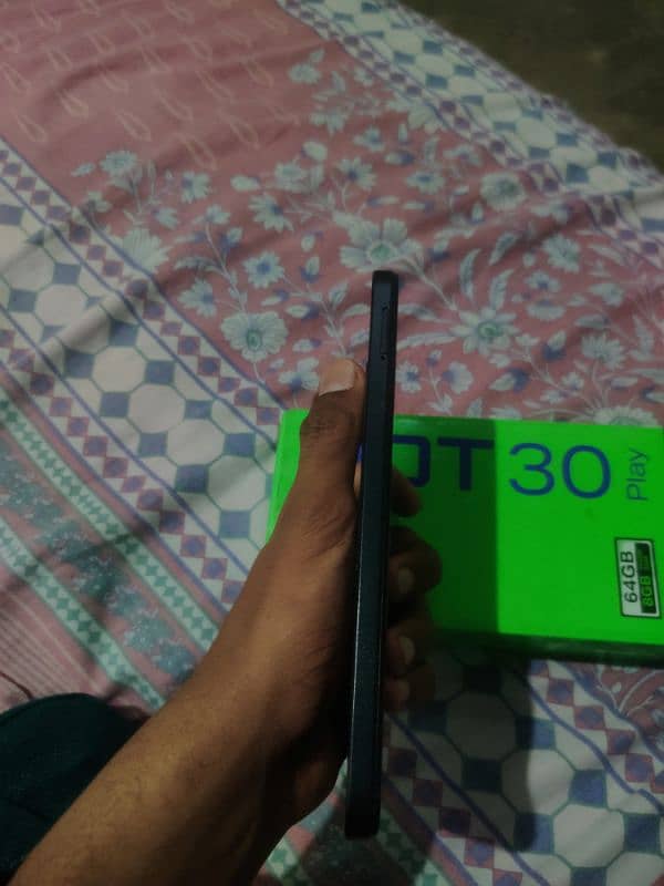 Infinix Hot 30 Play 2