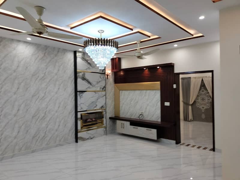 A 10 Marla House In Lahore Is On The Market For rent 7