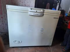 waves freezer new condition