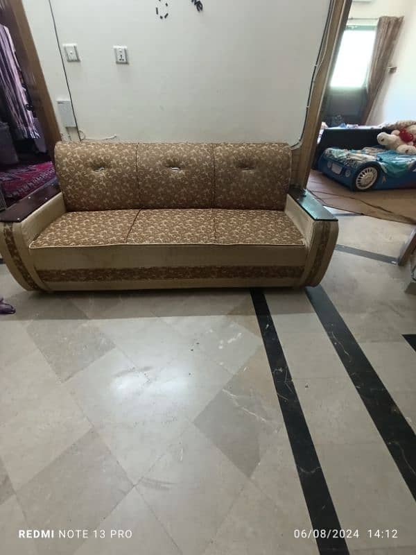 5 Seater + 2 Single wooden seater 2