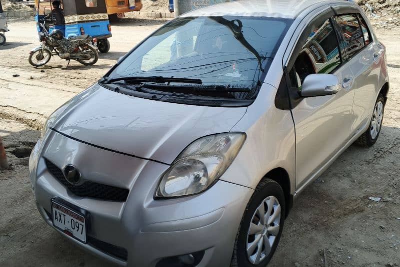 Toyota Vitz 2008 3