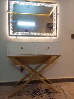 sensory mirror light with dressing table