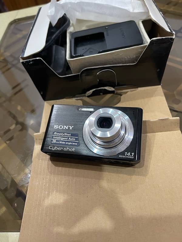 Sony Cyber-shot DSC-W610 0