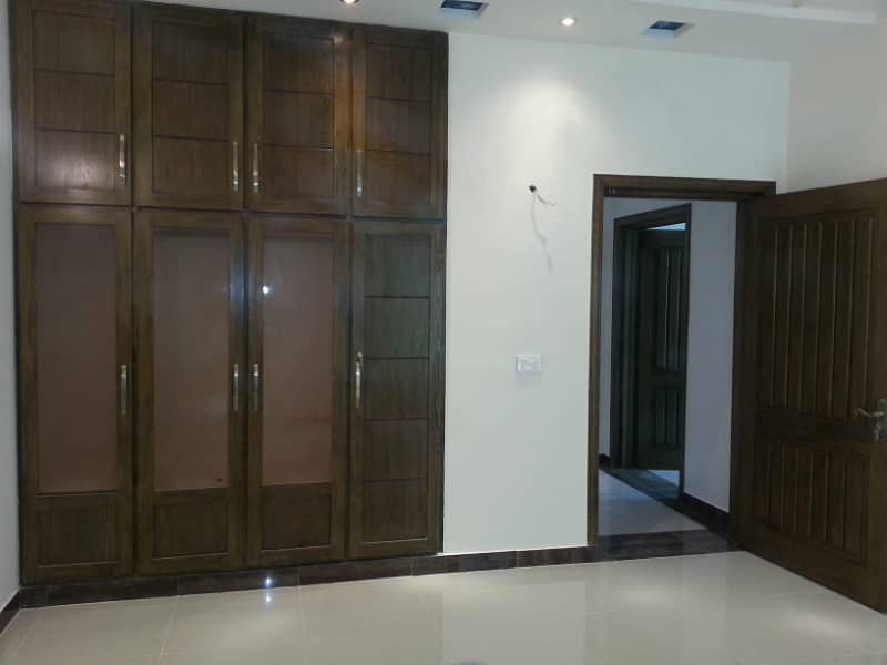 7.5 Marla brand new Jaisa upper Portion available for rent in Johar town R block 1