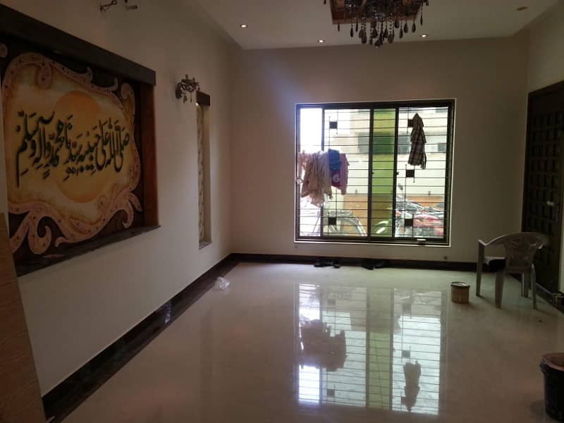 7.5 Marla brand new Jaisa upper Portion available for rent in Johar town R block 3