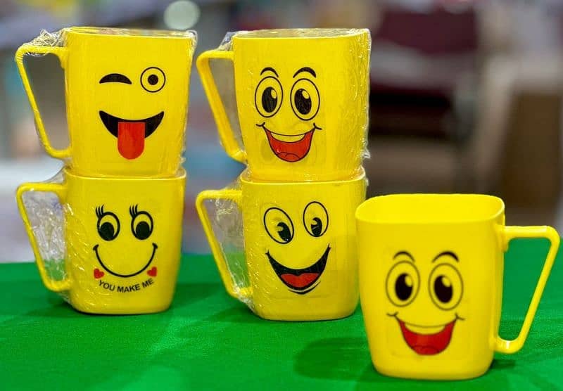 1 pc SMILEY CHARACTER PRINTED KIDS' PLASTIC MUG 1