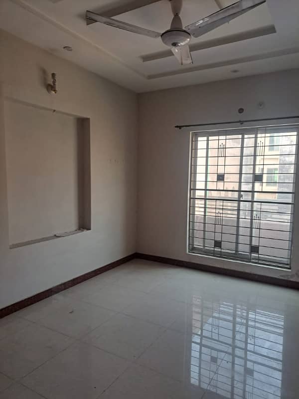 7.5 Marla upper Portion available for rent in Johar town 7