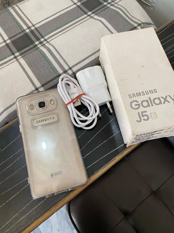 Samsung Galaxy j5 7