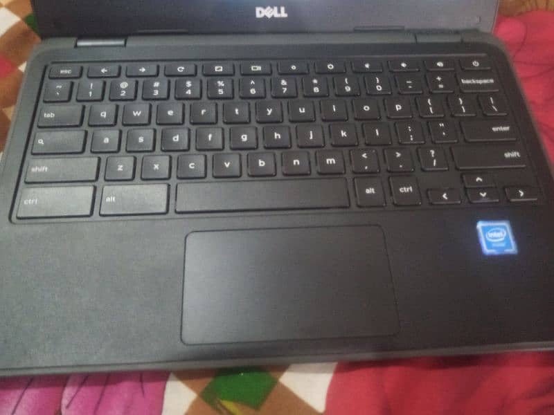 Chrome book 3180 16 GB 1