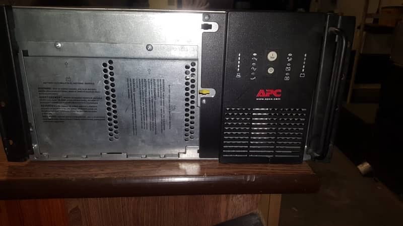 Apc SUA5000Rmi 48 volt pure sine wave 2