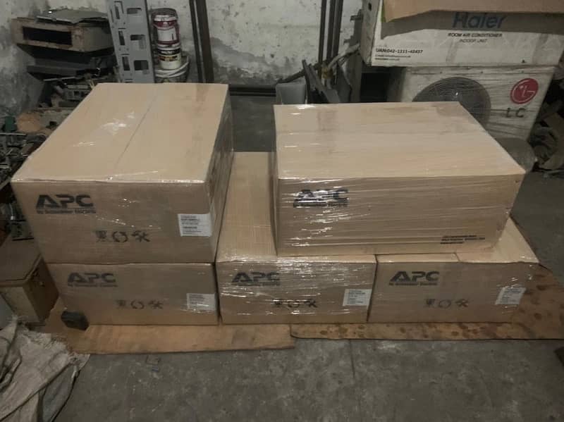 Apc SUA5000Rmi 48 volt pure sine wave 3
