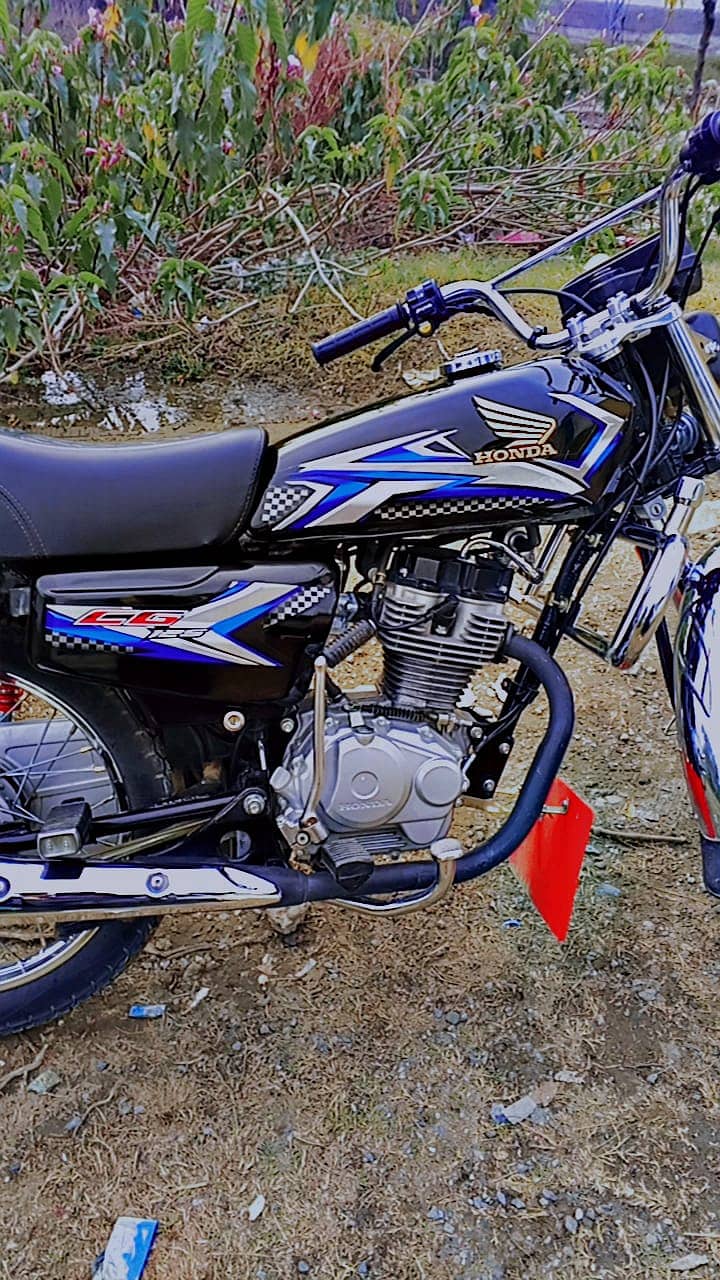 Honda CG 125 2024 3