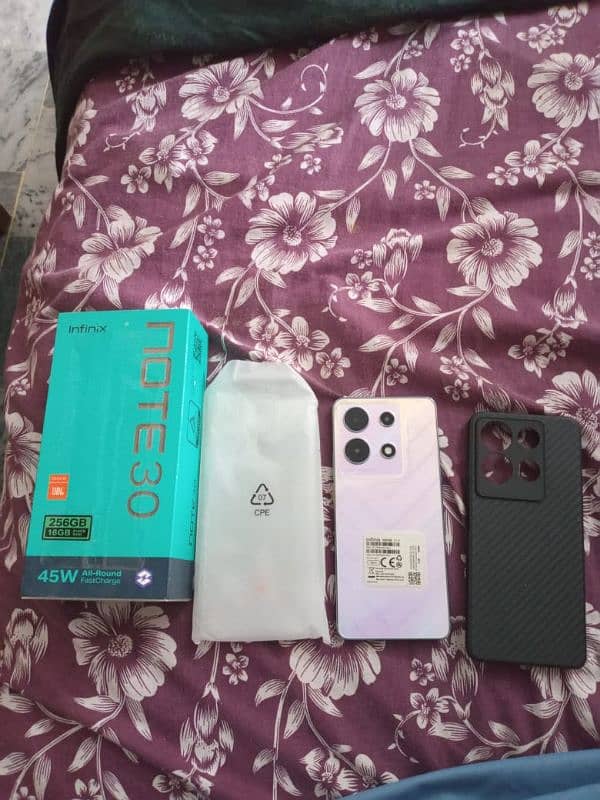 infinix note 30 8gb 256gb 10/10 condition 0