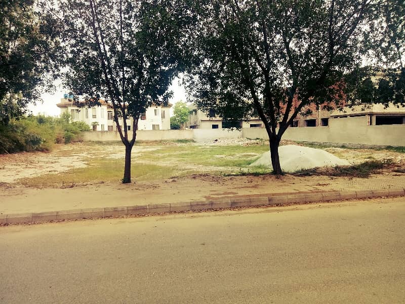 1 KANAL PLOT FOR SALE IN DHA PHASE 5 BLOCK H DB POL CLEAR 0