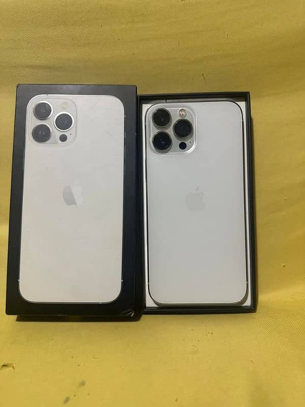 i Phone 8plus, 11,12,13,14,15 pro max on instalment Whatsap 3357665904 6