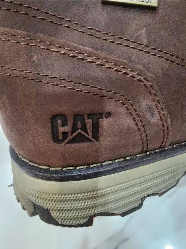 Caterpillar Men's Chukka Boots | CAT | 11 size | P724340 | 100%orginal 9