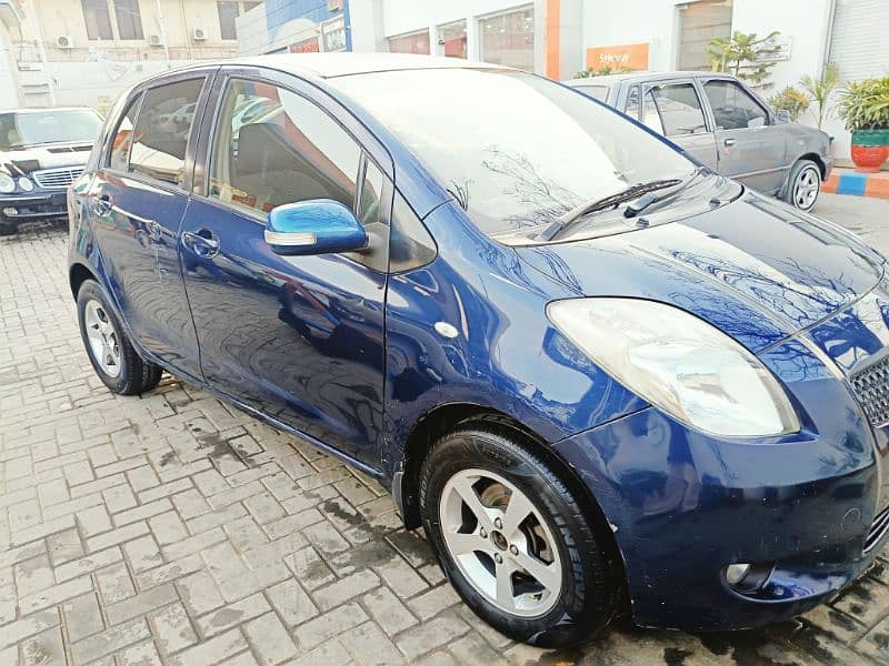 Toyota Vitz 9