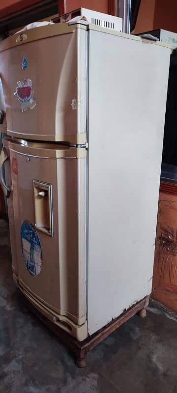 Pel refrigerator For sale 1