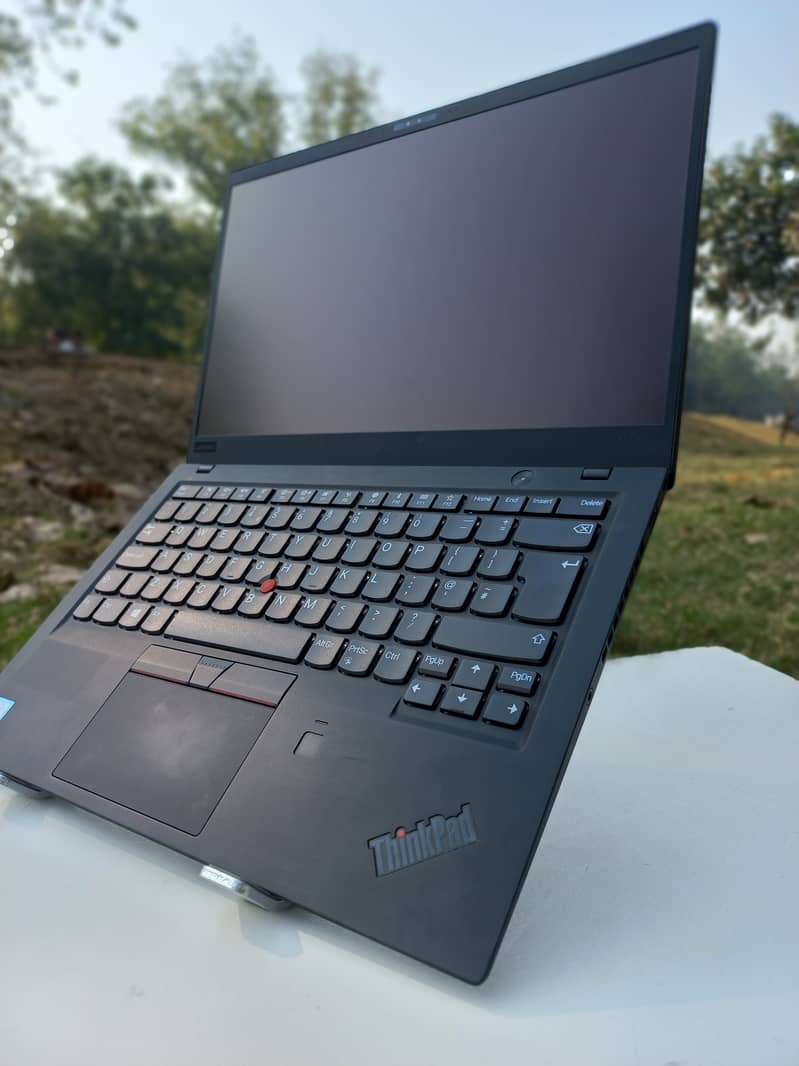 Lenovo X1 Carbon Gen 8 | Core i7 10th gen 16gb ram | 4k Screen 6