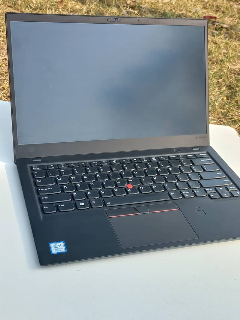 Lenovo X1 Carbon Gen 8 | Core i7 10th gen 16gb ram | 4k Screen 10