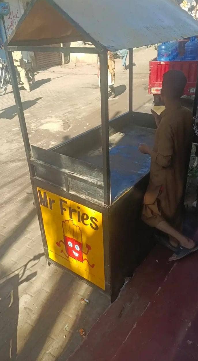 French Fries Stall for Sell with Whole Samaan 2