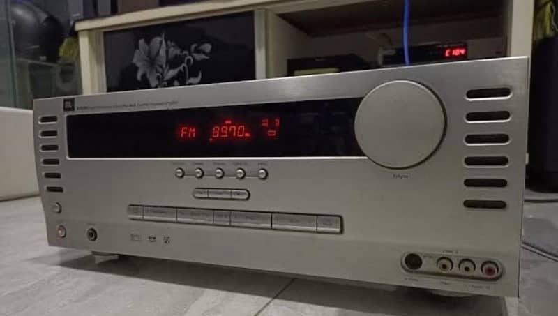 JBL avr 480 1