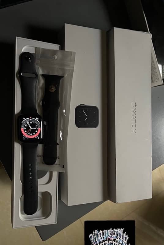 apple watch series 5 full box 0