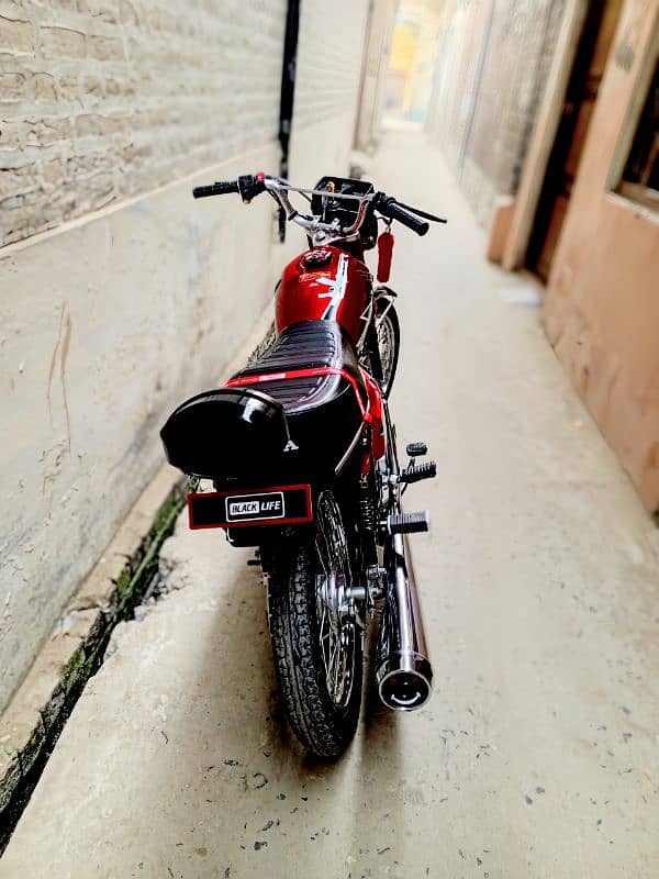 21 model bike ha all Punjab number ha or 10by 10 condition ha 0