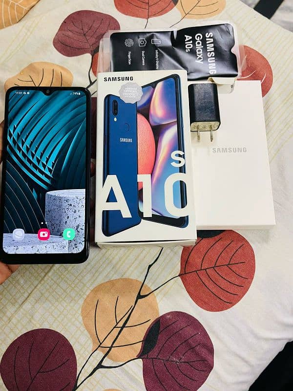 Samsung A10s with box 3