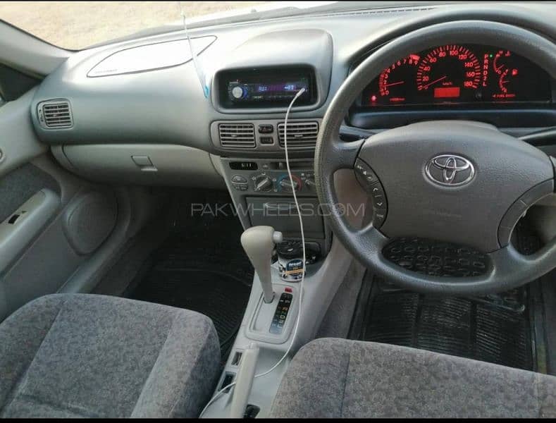 Toyota Corolla 2 2000 saloon 8