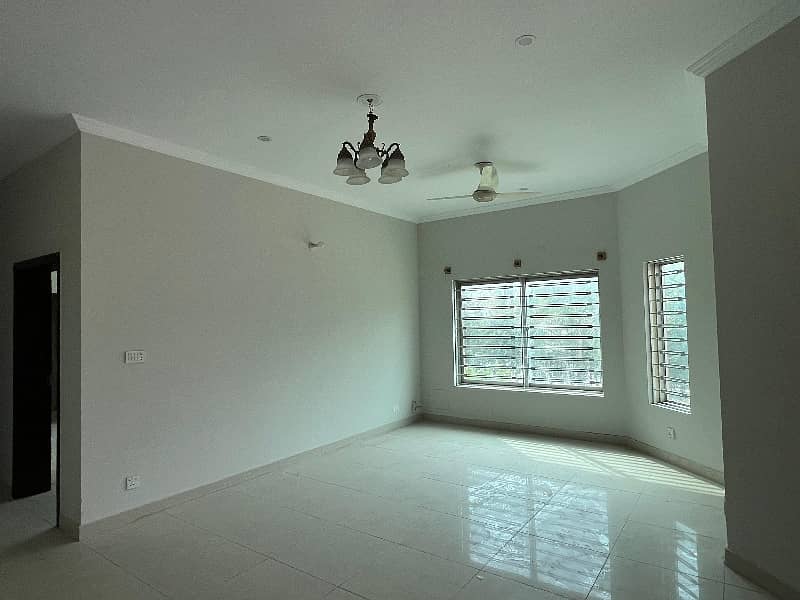 14 Marla Triple Storey House Available For Rent G-13 19