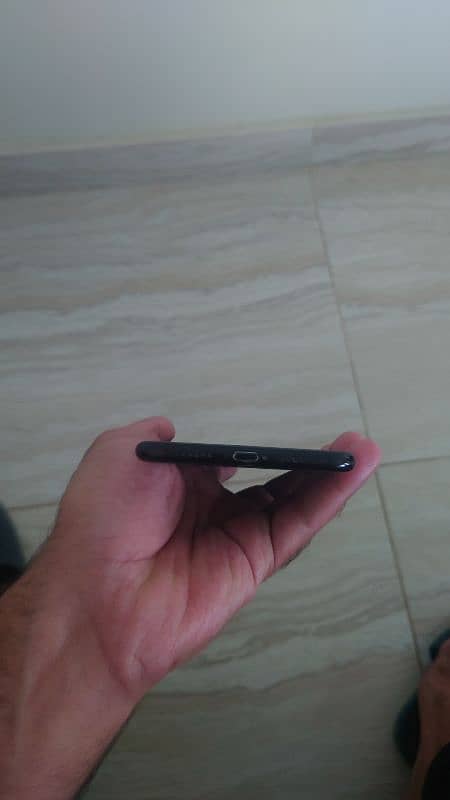 Iphone 7 Plus 128gb (Pta Approved) 2