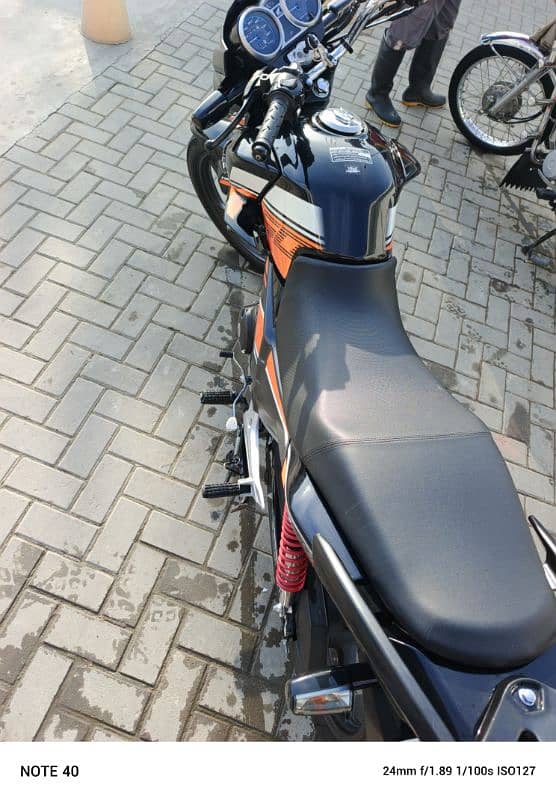 Honda cb150f 9