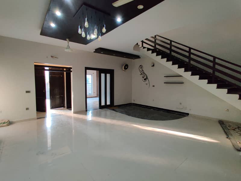 10 marla house for rent in bahria phase 4 10