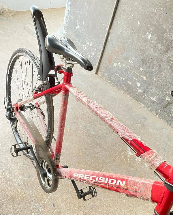 Precision Cycle with Hydroforming Frame – Excellent Condition 9