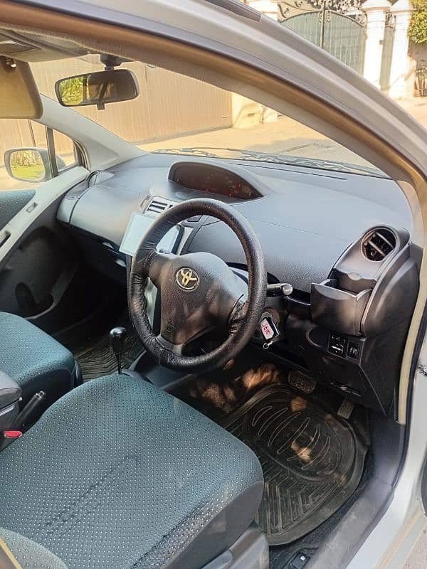 Toyota Vitz 2006 7