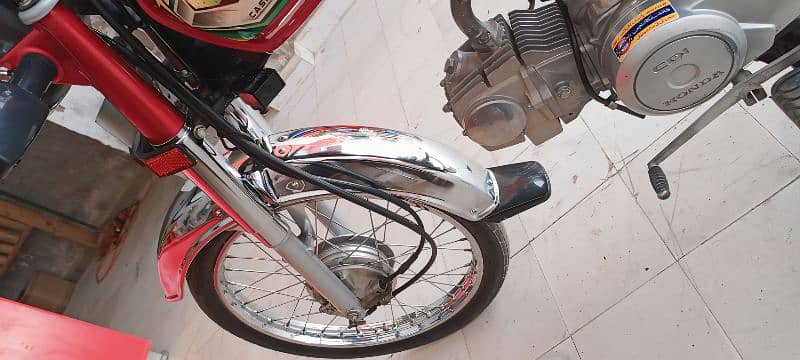 bohat achi bike hy new ki trha    03088749513 5