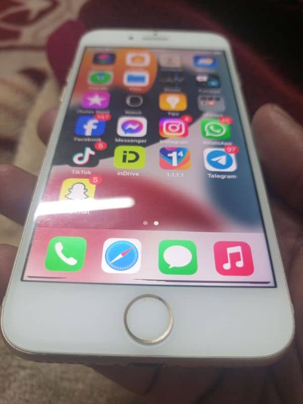 iphone 7 in good condition non pta 128 gp 3