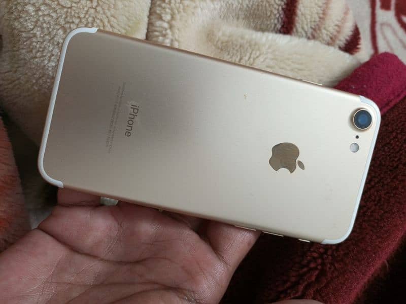 iphone 7 in good condition non pta 128 gp 4