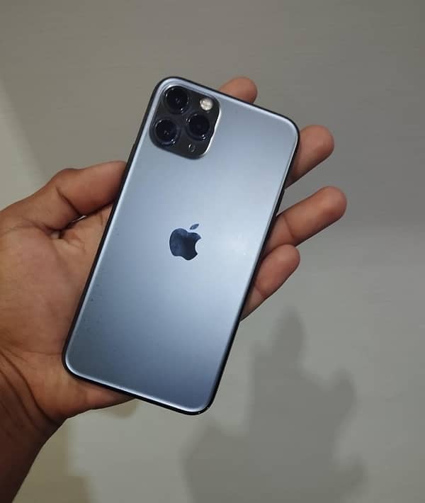 iPhone 11 Pro (Factory unlock) 1