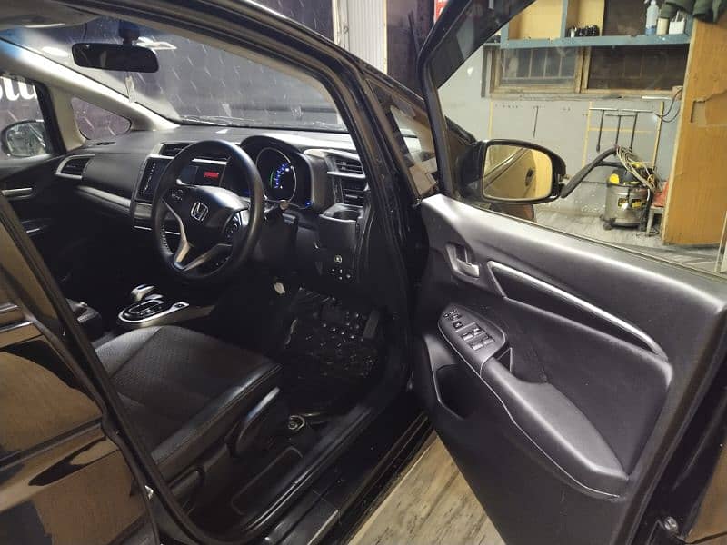 Honda Fit 2013 6