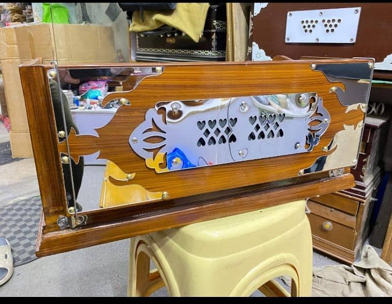 Indian harmonium 5