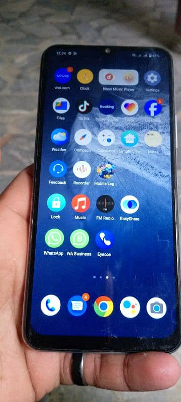 vivo y33s 12 128 GB good condition 3