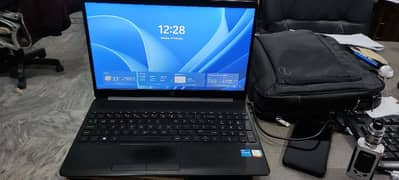 HP Laptop 15-DW3022NIA Core i5 11th generation 1135 G7