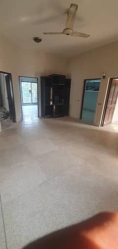 KANAL RENOVATED WELL MAINTAINED FIRST FLOOR NEAR TO GHAZI ROAD