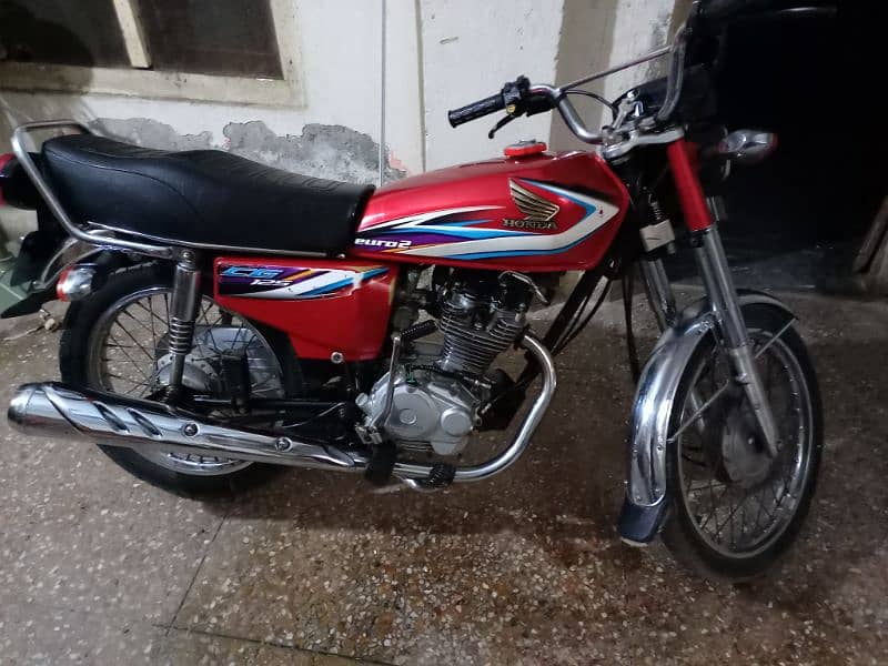 CG 125 Manual 2015 RED 3